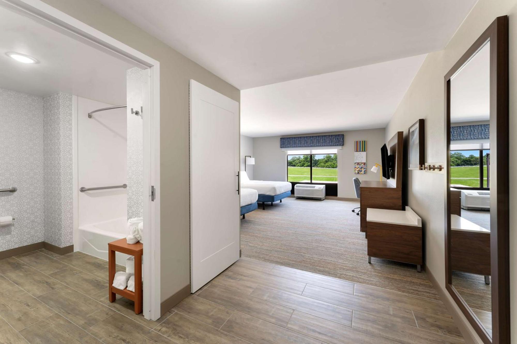 Hampton Inn Milford Exterior foto